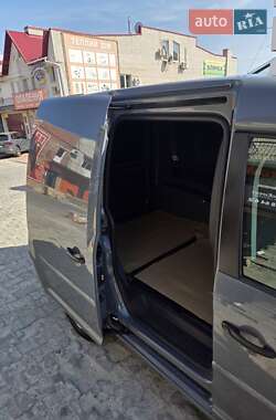 Грузовой фургон Volkswagen Caddy 2017 в 