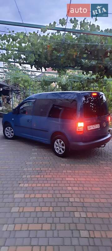Минивэн Volkswagen Caddy 2004 в Доброславе
