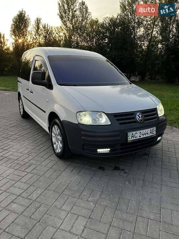 Мінівен Volkswagen Caddy 2006 в Нововолинську