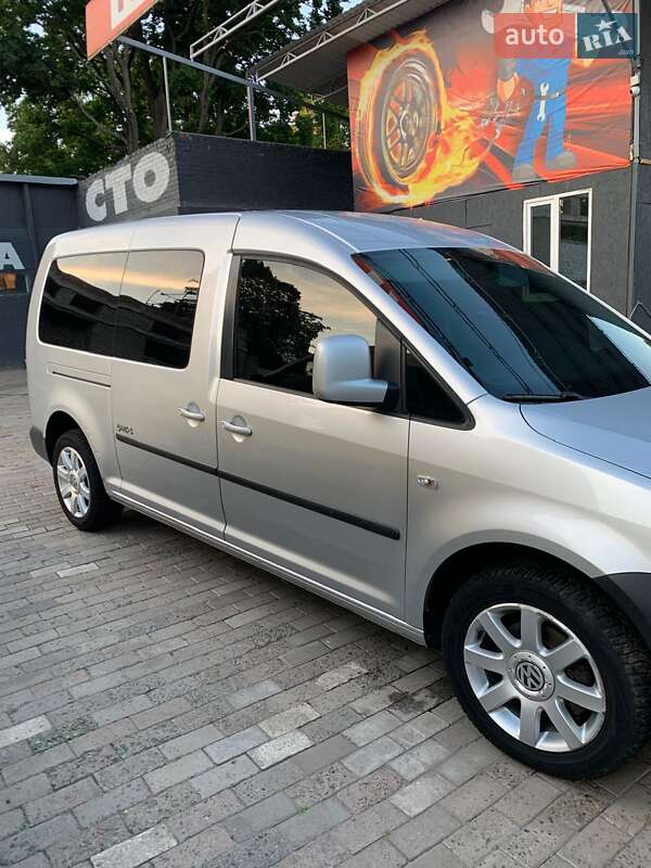 Минивэн Volkswagen Caddy 2013 в Сумах