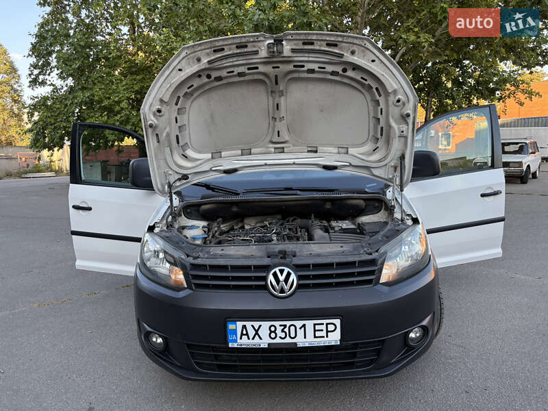 Минивэн Volkswagen Caddy 2015 в Днепре