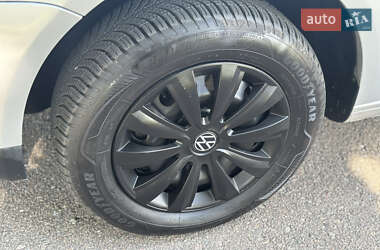 Минивэн Volkswagen Caddy 2009 в 