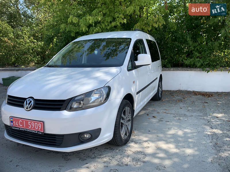 Минивэн Volkswagen Caddy 2014 в Сваляве