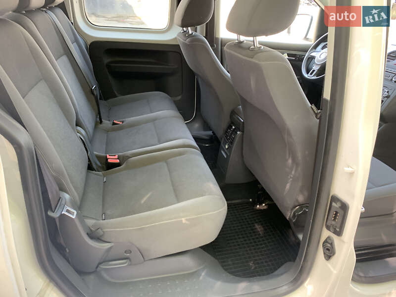 Минивэн Volkswagen Caddy 2014 в Сваляве