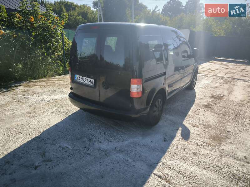 Минивэн Volkswagen Caddy 2006 в Киеве