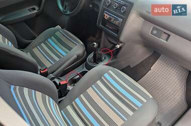 Минивэн Volkswagen Caddy 2011 в 