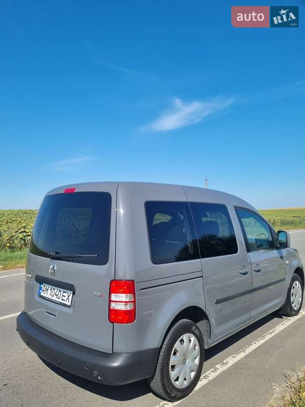 Минивэн Volkswagen Caddy 2010 в Ровно