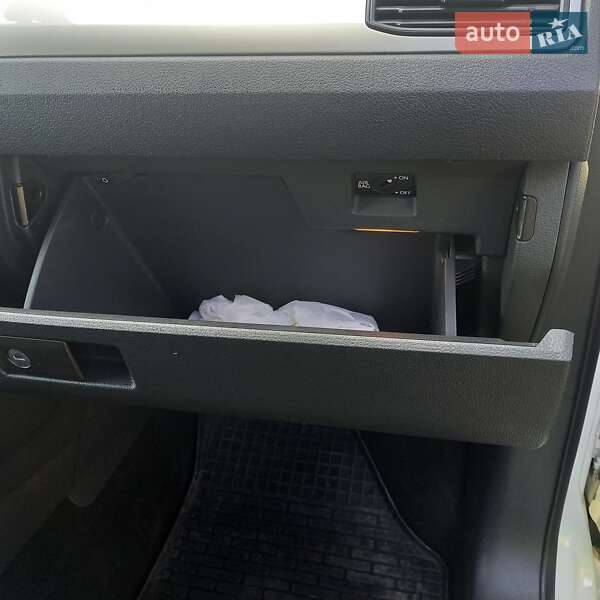 Мінівен Volkswagen Caddy 2015 в Камені-Каширському