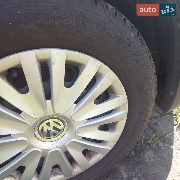 Мінівен Volkswagen Caddy 2015 в Камені-Каширському