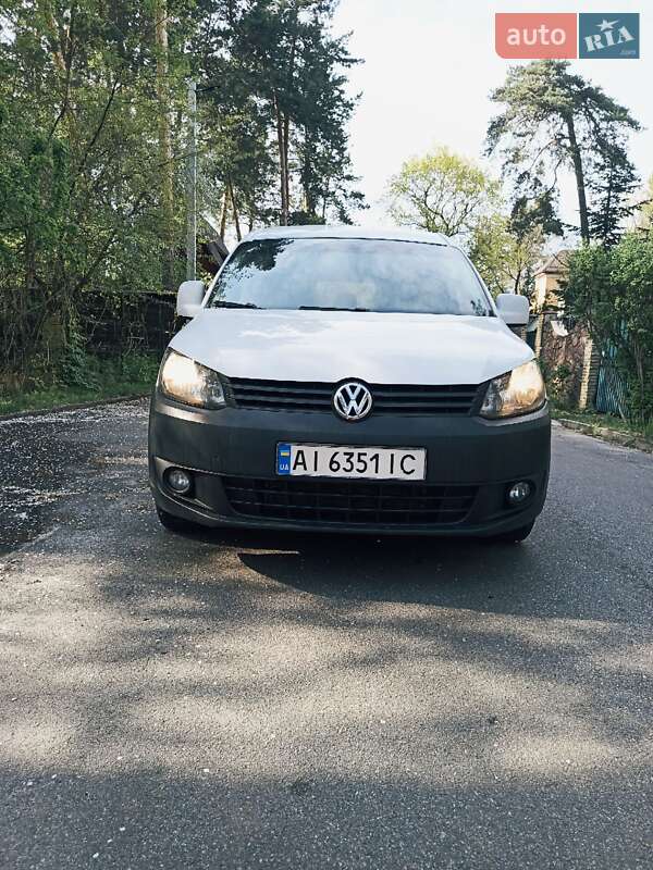 Минивэн Volkswagen Caddy 2014 в Почаеве