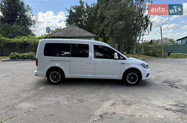Минивэн Volkswagen Caddy 2016 в Киеве