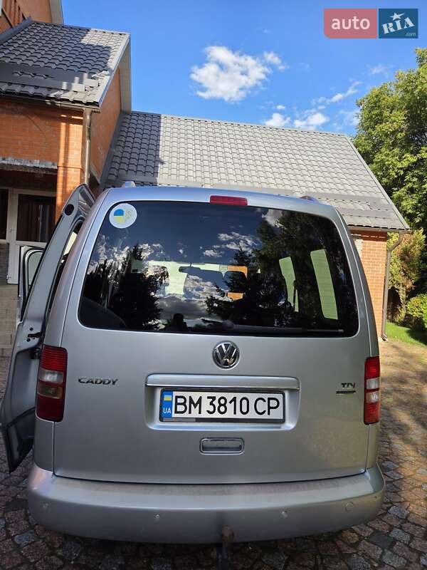 Минивэн Volkswagen Caddy 2015 в Ахтырке