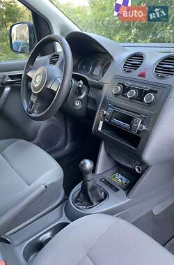 Грузовой фургон Volkswagen Caddy 2015 в 