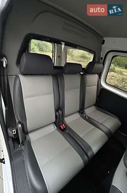 Минивэн Volkswagen Caddy 2011 в 
