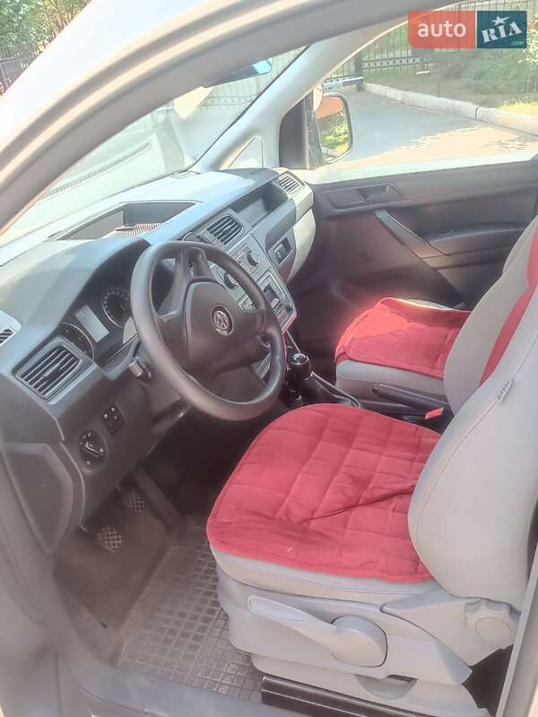 Минивэн Volkswagen Caddy 2015 в Кременчуге