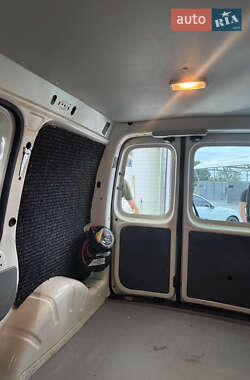 Грузовой фургон Volkswagen Caddy 2008 в 