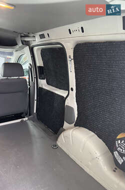 Грузовой фургон Volkswagen Caddy 2008 в 