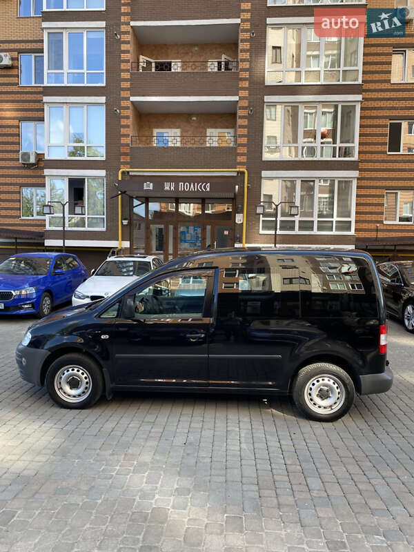 Минивэн Volkswagen Caddy 2010 в Житомире