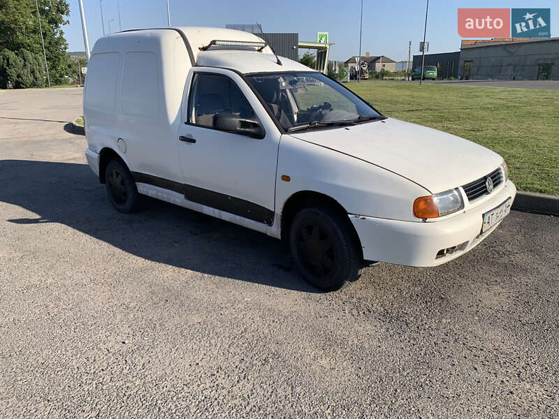 Грузовой фургон Volkswagen Caddy 1999 в Тлумаче