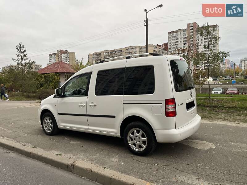 Минивэн Volkswagen Caddy 2013 в Киеве фото 6 Минивэн Volkswagen Caddy 2013 в Киеве