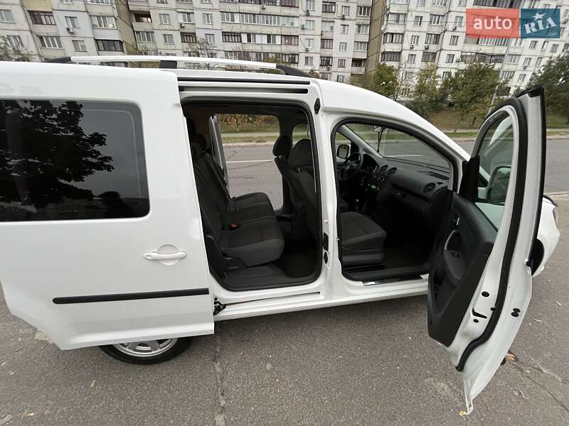 Минивэн Volkswagen Caddy 2013 в Киеве фото 16 Минивэн Volkswagen Caddy 2013 в Киеве