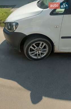 Минивэн Volkswagen Caddy 2013 в 