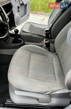 Грузовой фургон Volkswagen Caddy 2006 в 