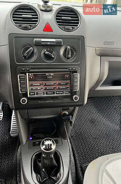 Грузовой фургон Volkswagen Caddy 2006 в 
