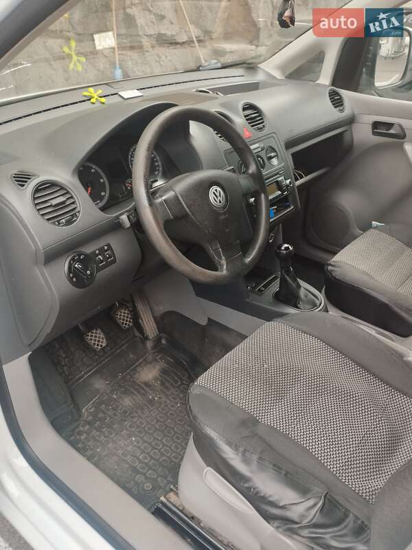 Мінівен Volkswagen Caddy 2010 в Жмеринці
