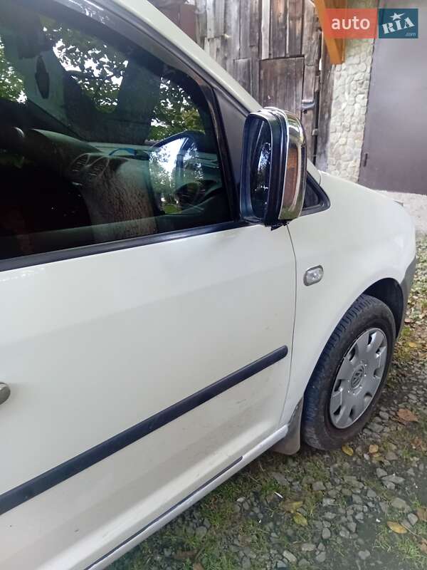 Минивэн Volkswagen Caddy 2006 в Сколе фото 3 Минивэн Volkswagen Caddy 2006 в Сколе