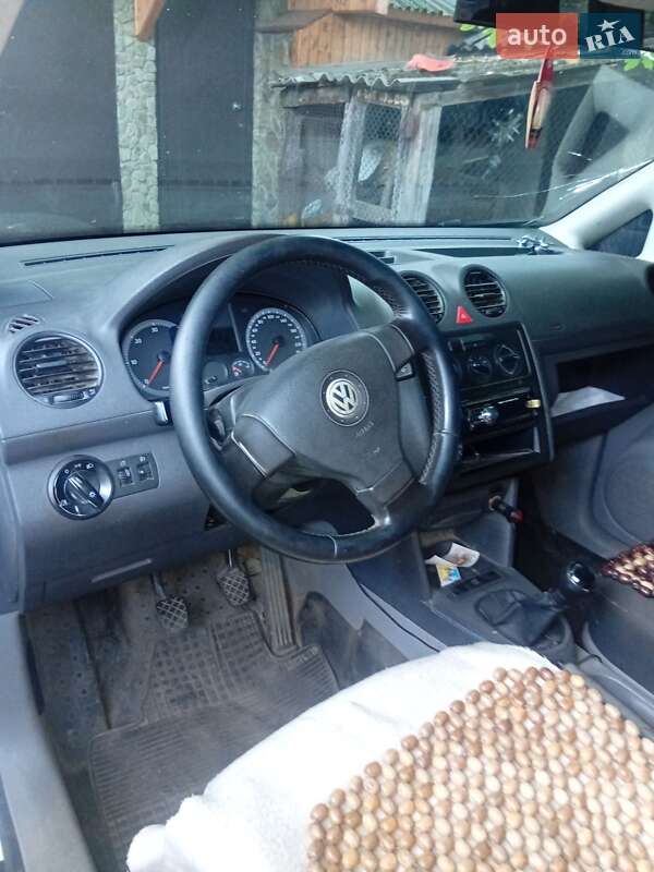 Минивэн Volkswagen Caddy 2006 в Сколе фото 8 Минивэн Volkswagen Caddy 2006 в Сколе