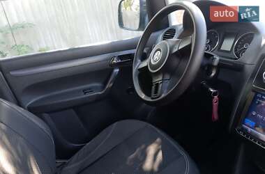 Минивэн Volkswagen Caddy 2013 в 