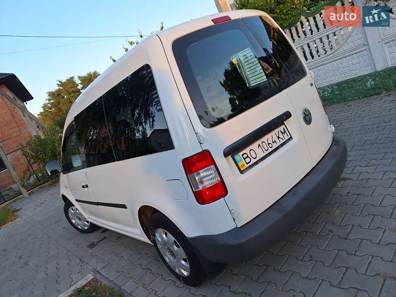 Минивэн Volkswagen Caddy 2007 в Черновцах