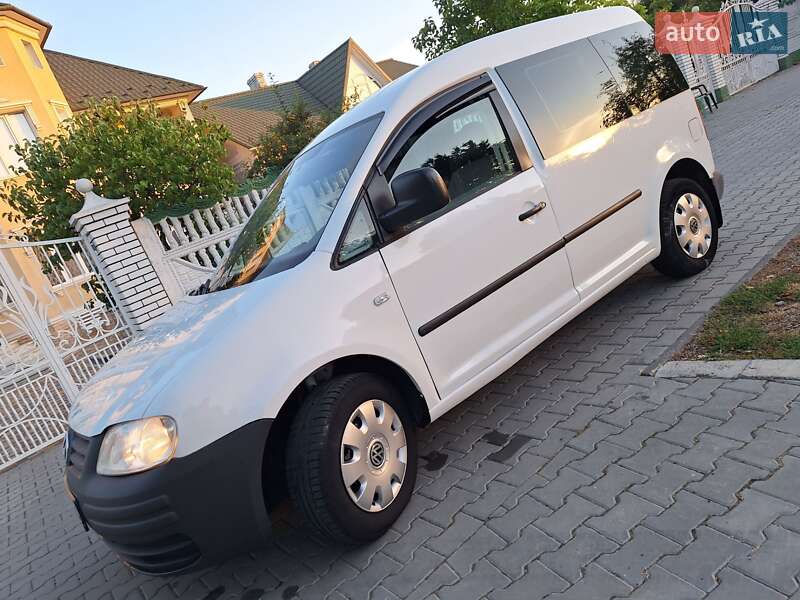 Минивэн Volkswagen Caddy 2007 в Черновцах