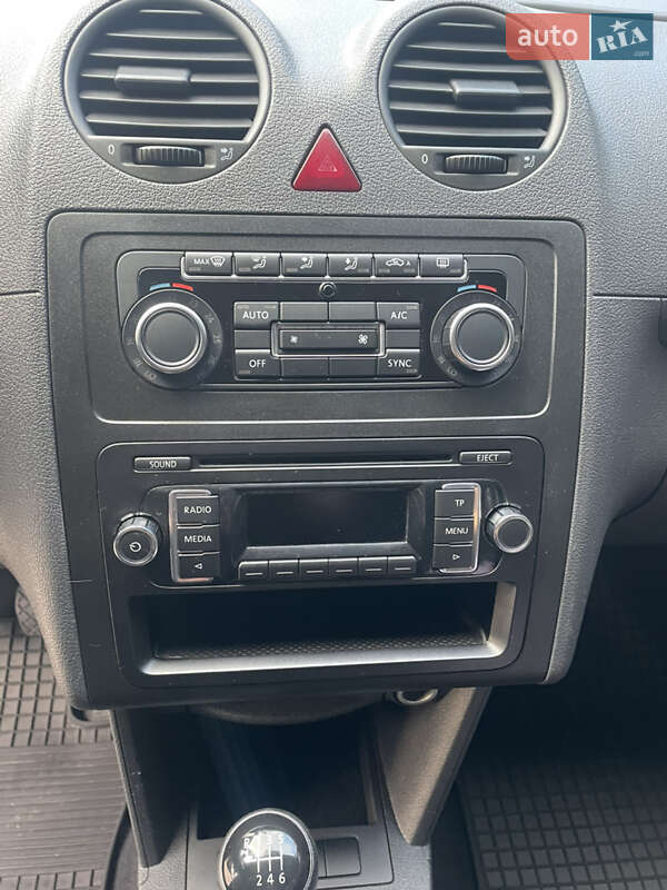 Мінівен Volkswagen Caddy 2015 в Харкові