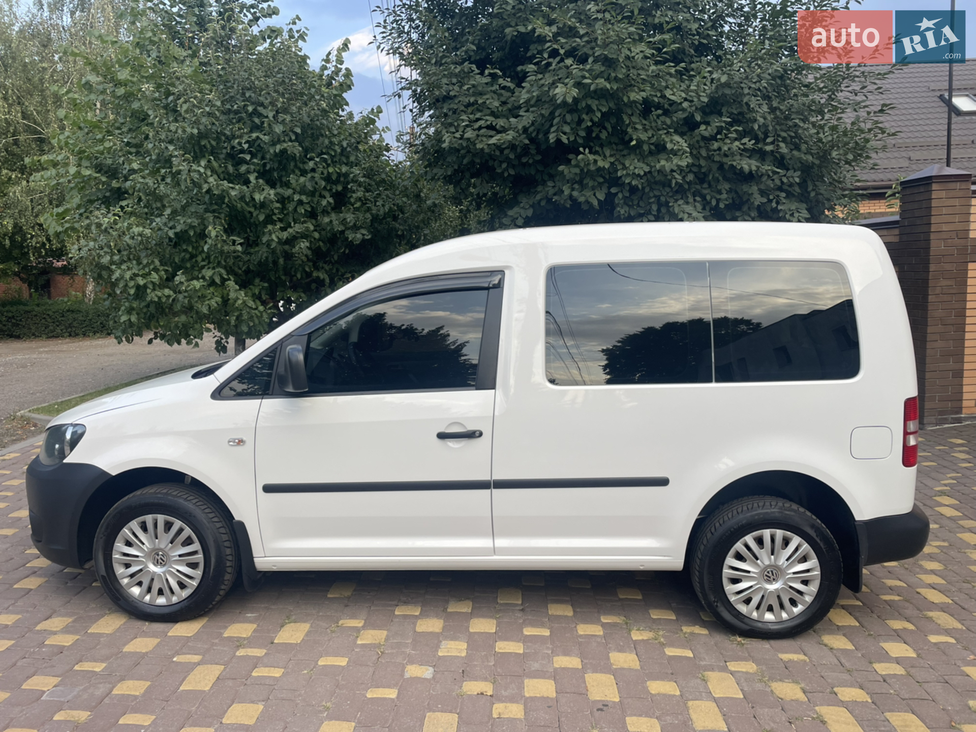2015 Volkswagen Caddy - фото 1
