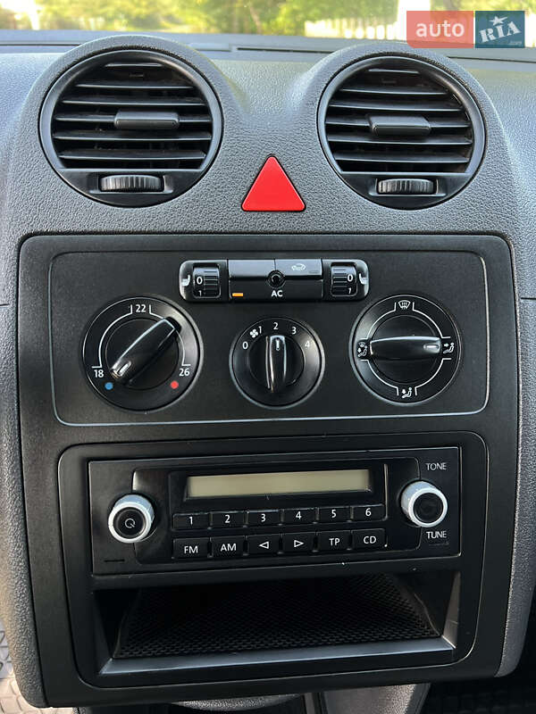 Минивэн Volkswagen Caddy 2007 в Львове