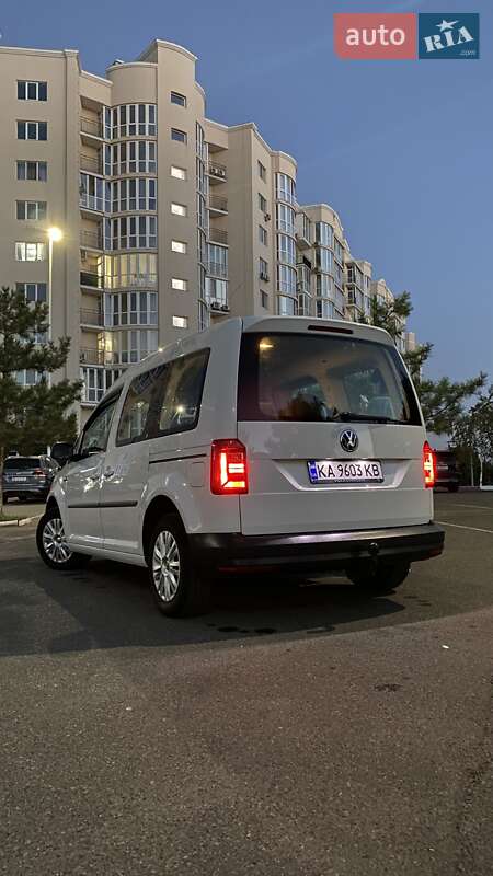 Мінівен Volkswagen Caddy 2015 в Миколаєві