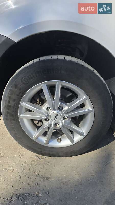 Минивэн Volkswagen Caddy 2011 в Дунаевцах фото 4 Минивэн Volkswagen Caddy 2011 в Дунаевцах