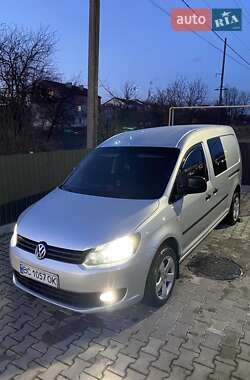 Грузопассажирский фургон Volkswagen Caddy 2012 в 