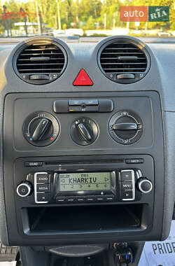 Минивэн Volkswagen Caddy 2010 в 