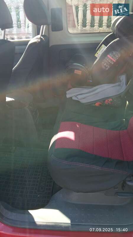 Мінівен Volkswagen Caddy 2013 в Андрушівці