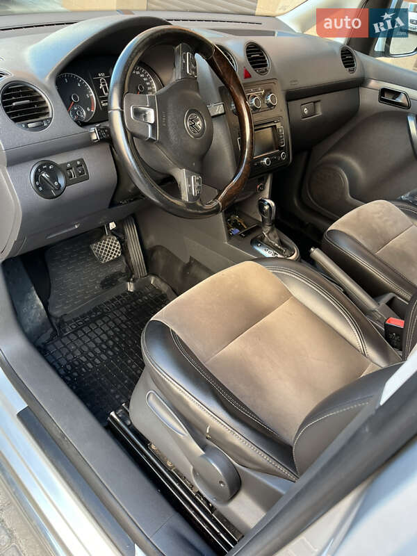Мінівен Volkswagen Caddy 2011 в Хмельницькому