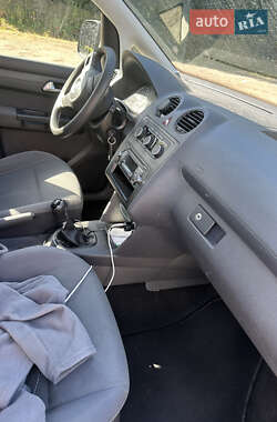 Минивэн Volkswagen Caddy 2013 в 