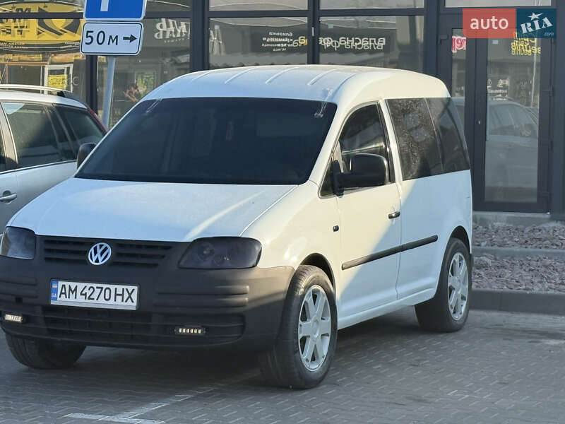 Минивэн Volkswagen Caddy 2007 в Коростене