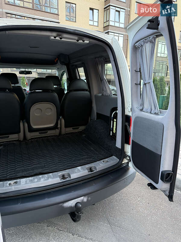Минивэн Volkswagen Caddy 2009 в Чернигове