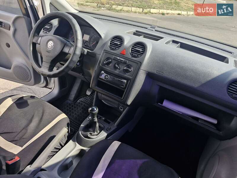 Минивэн Volkswagen Caddy 2008 в Николаеве