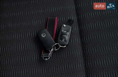 Минивэн Volkswagen Caddy 2019 в 