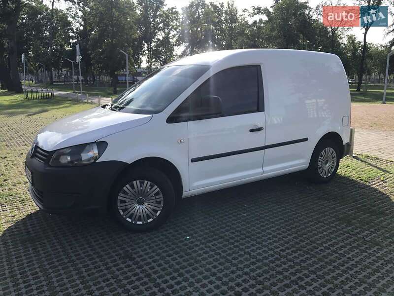 Грузовой фургон Volkswagen Caddy 2013 в Виноградове