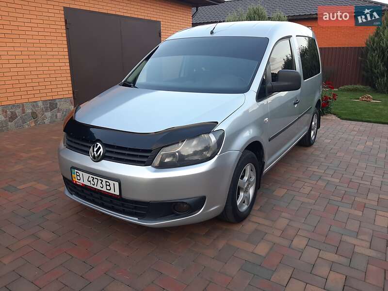 Минивэн Volkswagen Caddy 2011 в 